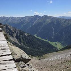 Treppen in den Himmel - die letzten Meter über viele Stufen