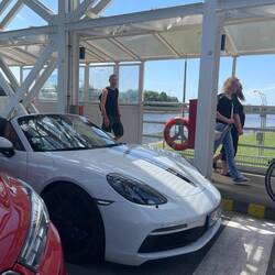 Der Porsche-Fahrer