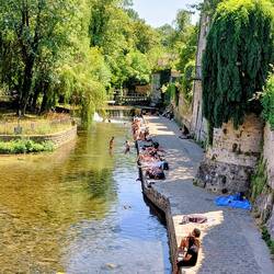 More bathers riverside