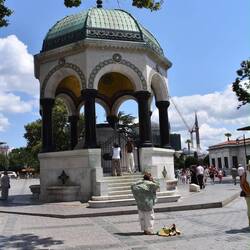 Der deutscher Brunnen (1900) Geschenk von Wilhelm II. an den osmanischen Sultan Abdülhamid II. ⛲️