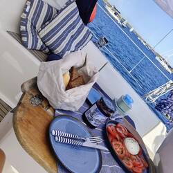 Lunch an Bord... besser geht's nicht