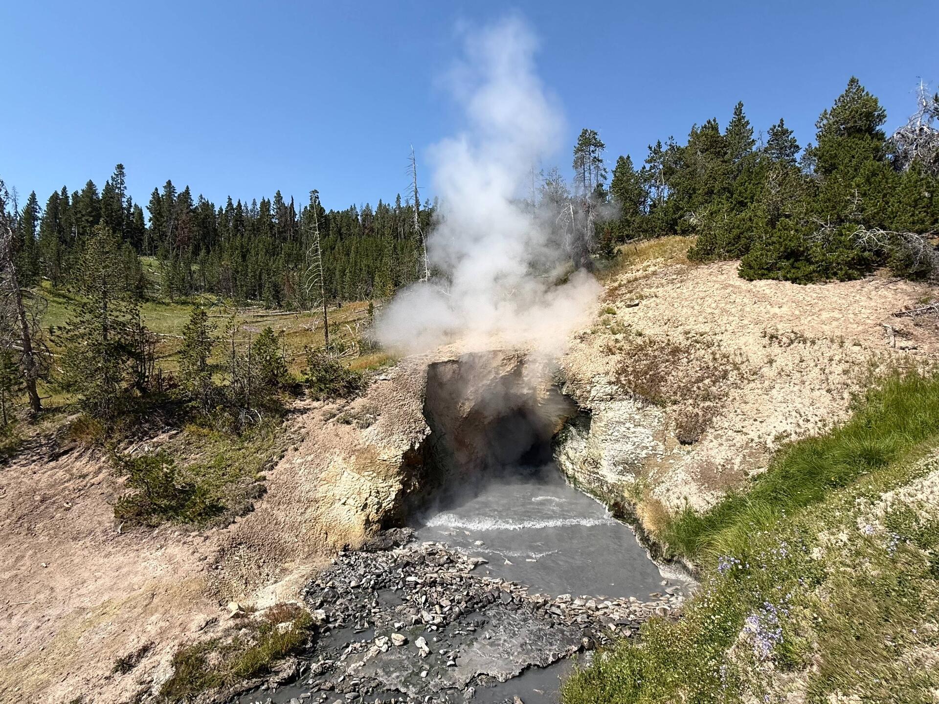 Dragons Mouth Spring