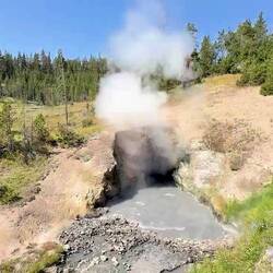 Dragons Mouth Spring