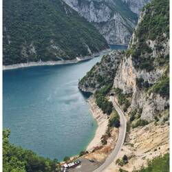 kurvenreiche Fahrt