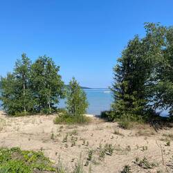 Kurze Pause am Crystal Lake - entlang der alten Bahnstrecke von Frankfort nach Thompsonville...