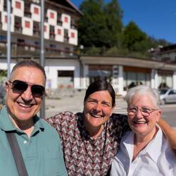 An "it was great to get to know you" selfie w/Raffaella in the Villagrande town square.