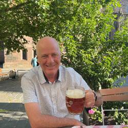 Nice beer, but the flies here drove us crazy