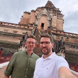 🏯 Einst über 80 m hoch – heute noch rund 60 m.