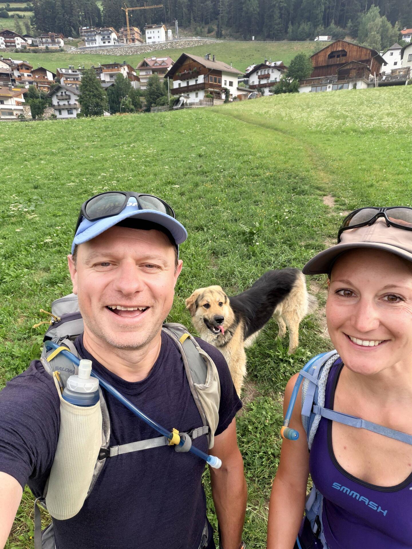 Kurz nach Ahornach mit unserem Begleiter "Bruno 2"