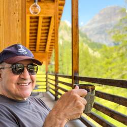 Comfy in a short-sleeved t-shirt in the morning ... Chalet Cogolara — Colfosco, Italy.