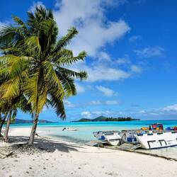 Mit den Landungsbooten auf Bora Bora.