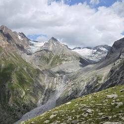 Blick auf den Hochfeiler