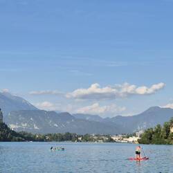 Blick auf die Probstei (Proštija) aus dem 17. Jh. im Bleder See