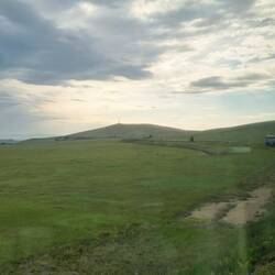 Ausserhalb Ulaanbaatar ist noch alles grün!