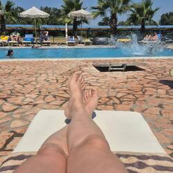 Pooltime.