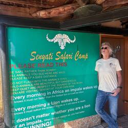 Ankunft in der Senyati Lodge