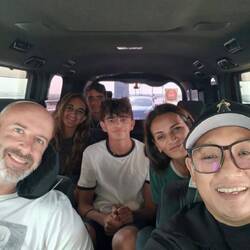 Selfie with our taxi driver!