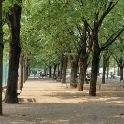 Our walk through Le Jardin du Luxembourg to our hotel