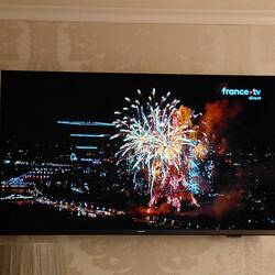 Live via France TV in our room