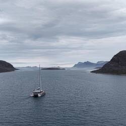 Motoring out of the anchorage.