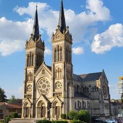 Die Kirche von Euville direkt vor unserem Hotel.