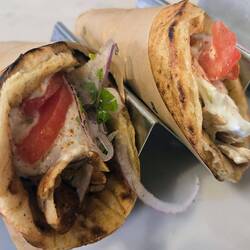 The most amazing gyros 🤤