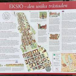 Über 50 historische sehr gut erhaltene Holzhäuser gibt es zu bestaunen.