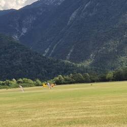 Ein Flugplatz ganz nah am Campingplatz
