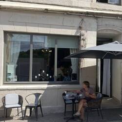 Kaffeepause in Saint-Mihiel.