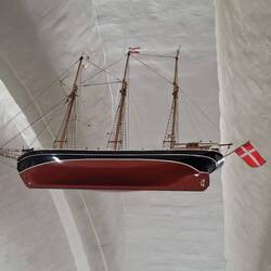 Kirchenschiff - Nr. 3 des Tages