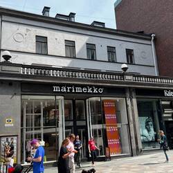 Marimekko - Stores gab es viele, aber die Preise waren trotz Sale sportlich
