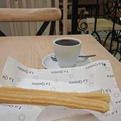 Churros and hot chocolate 😋