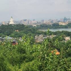 Blick auf buddhistische Stupa