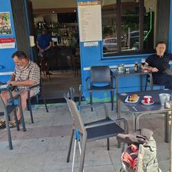 ALWAYS stop at a cafe/bar!!