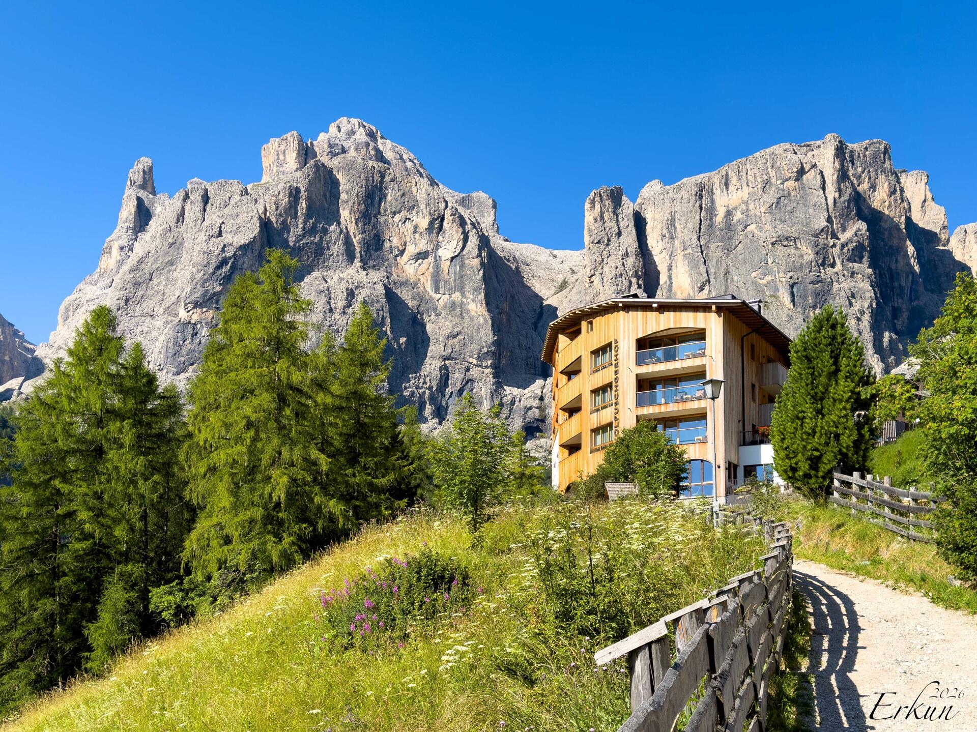 Looking back from the footpath that winds down to town from a spur near the Kolfuschgerhof resort.