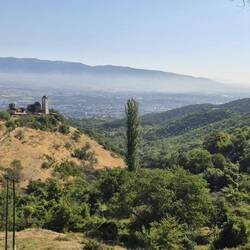 Frühstück mit Blick auf Skopje