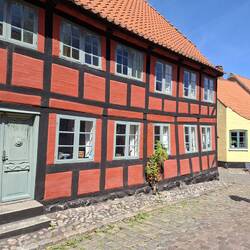 ... am Hammerich-Haus (siehe nächster Footprint)