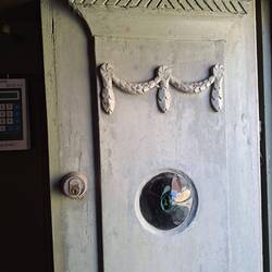 Einhangstür mit Butzenscheibe