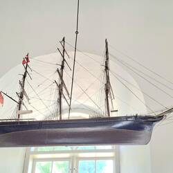 Kirchenschiff 6
