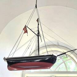 Kirchenschiff 9