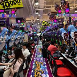Das war soooooo skurril!!! In Japan gibts ja kein Glücksspiel (😜)