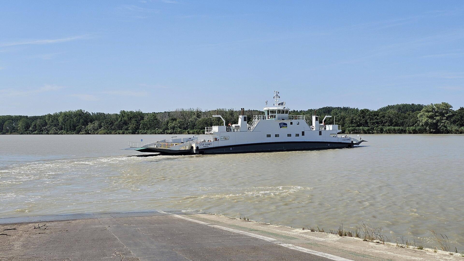 Færge over Loire floden