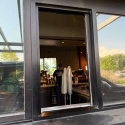 der Drive-through bei Starbucks