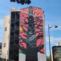 One final street art memory as we made our way back to the metro