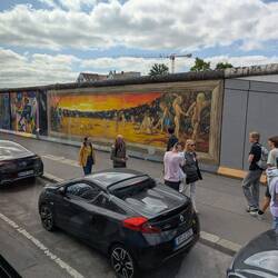 Malerei an der Mauer in der Mühlenstraße