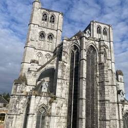 Die Stiftskirche Notre Dame in Huy.