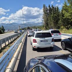 Nächster Stau vor Tivat
