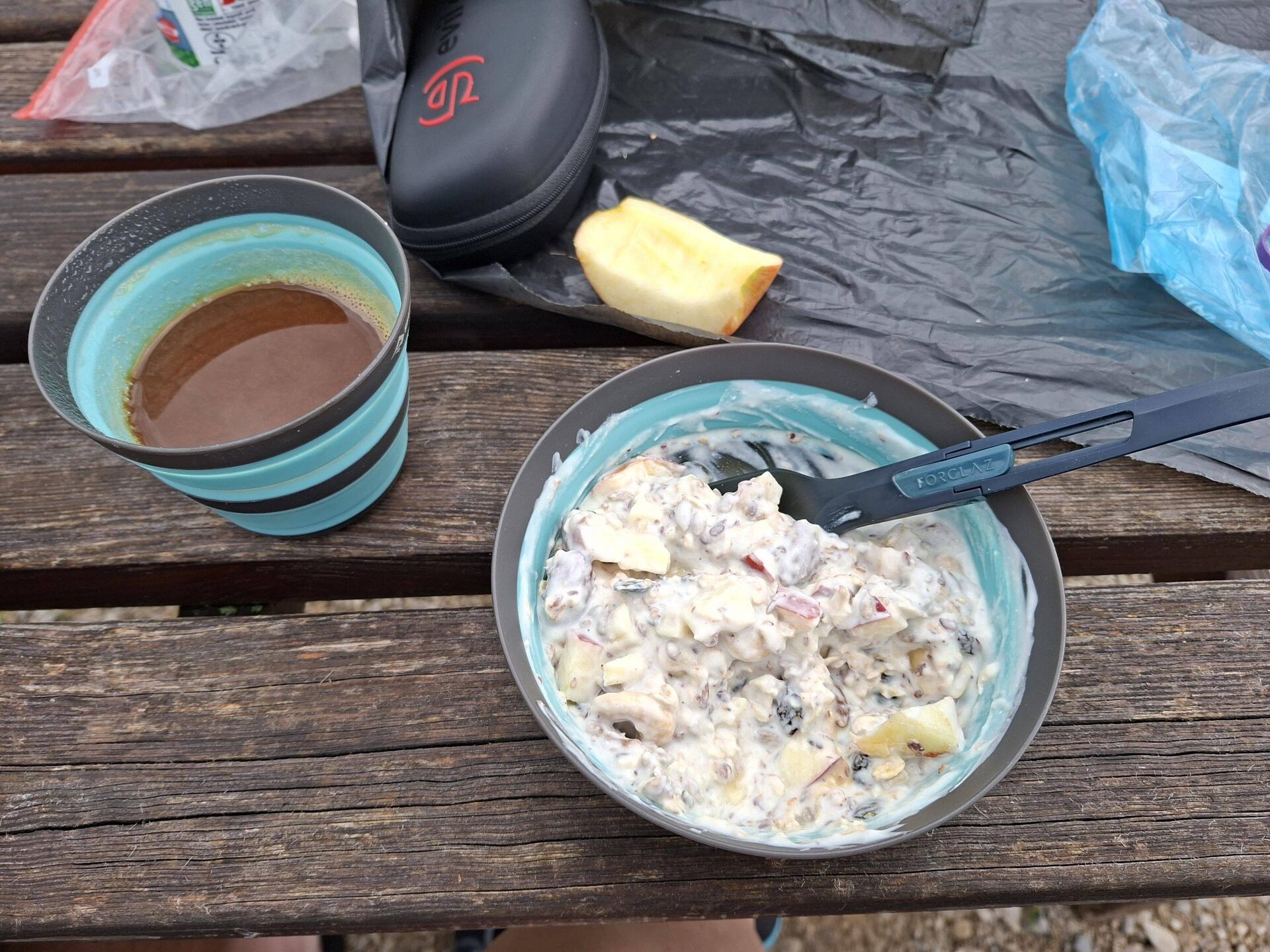 Müsli und Kaffee - der Tag kann kommen 🌞