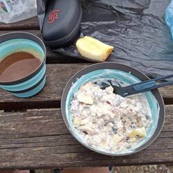 Müsli und Kaffee - der Tag kann kommen 🌞