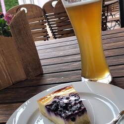 Kuchen 🍰 und Weißbier 🍺